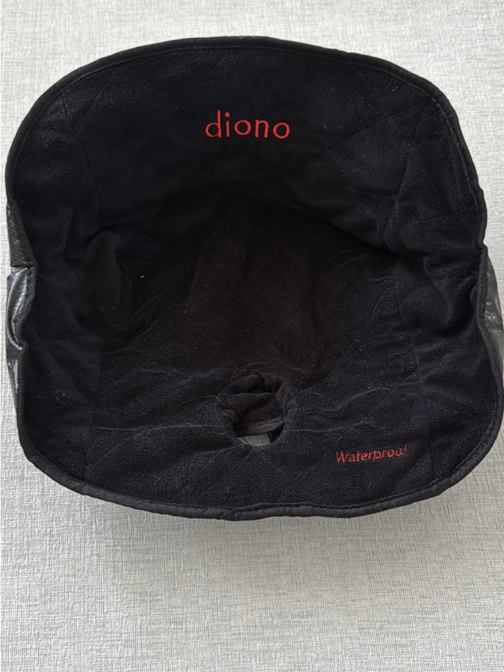 Diono Black Waterproof car seat protector